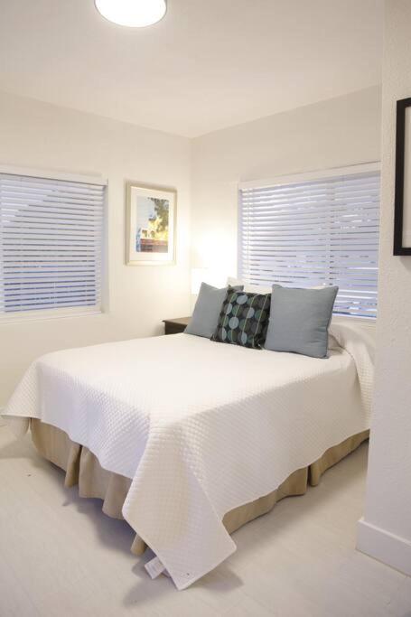 Apt 1 Miami Designer Studio In The Upper East-Side Dış mekan fotoğraf
