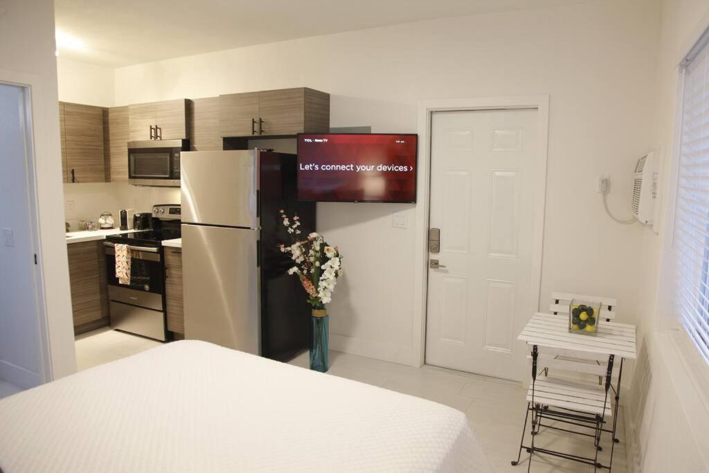 Apt 1 Miami Designer Studio In The Upper East-Side Dış mekan fotoğraf