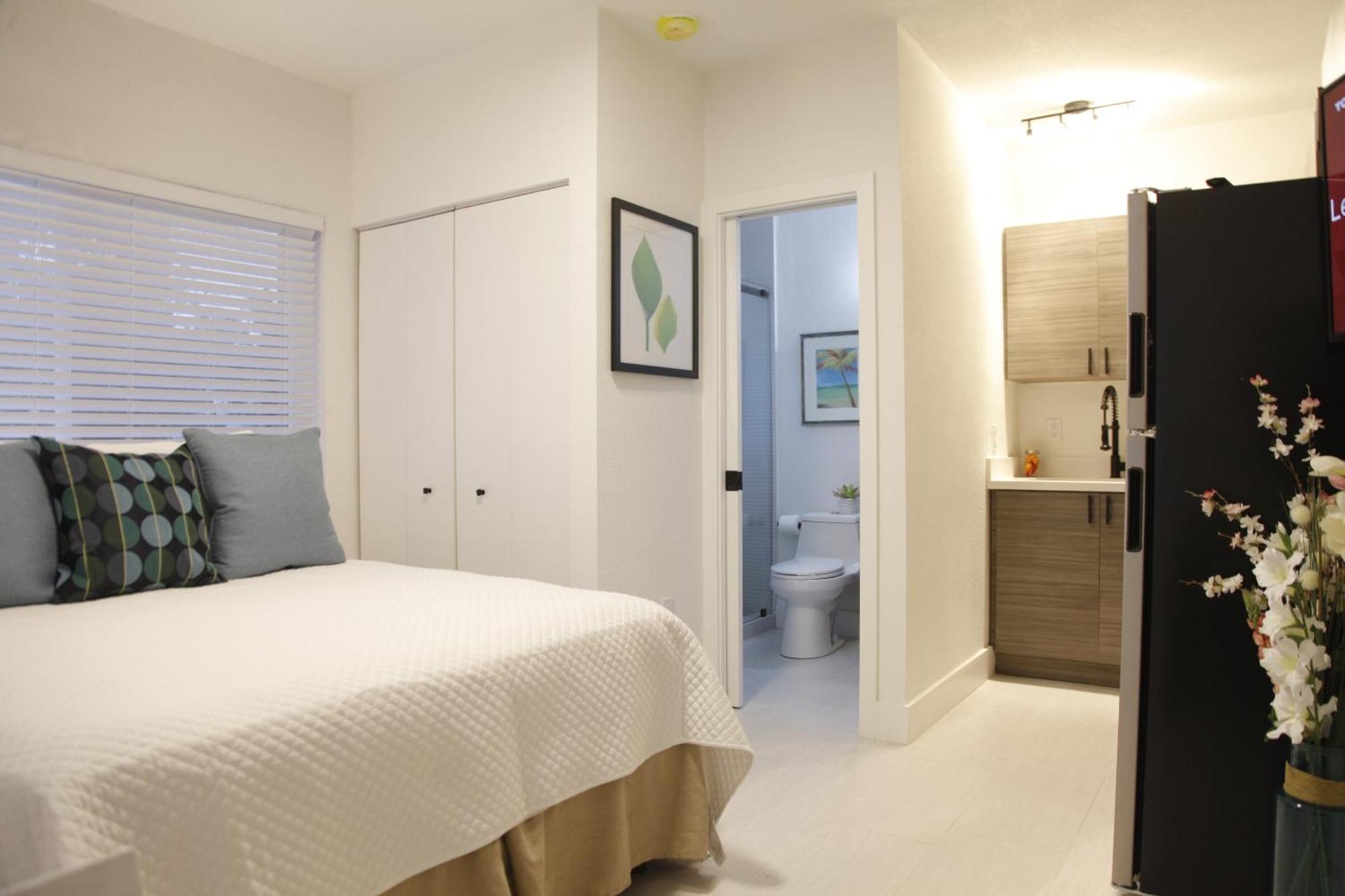 Apt 1 Miami Designer Studio In The Upper East-Side Dış mekan fotoğraf