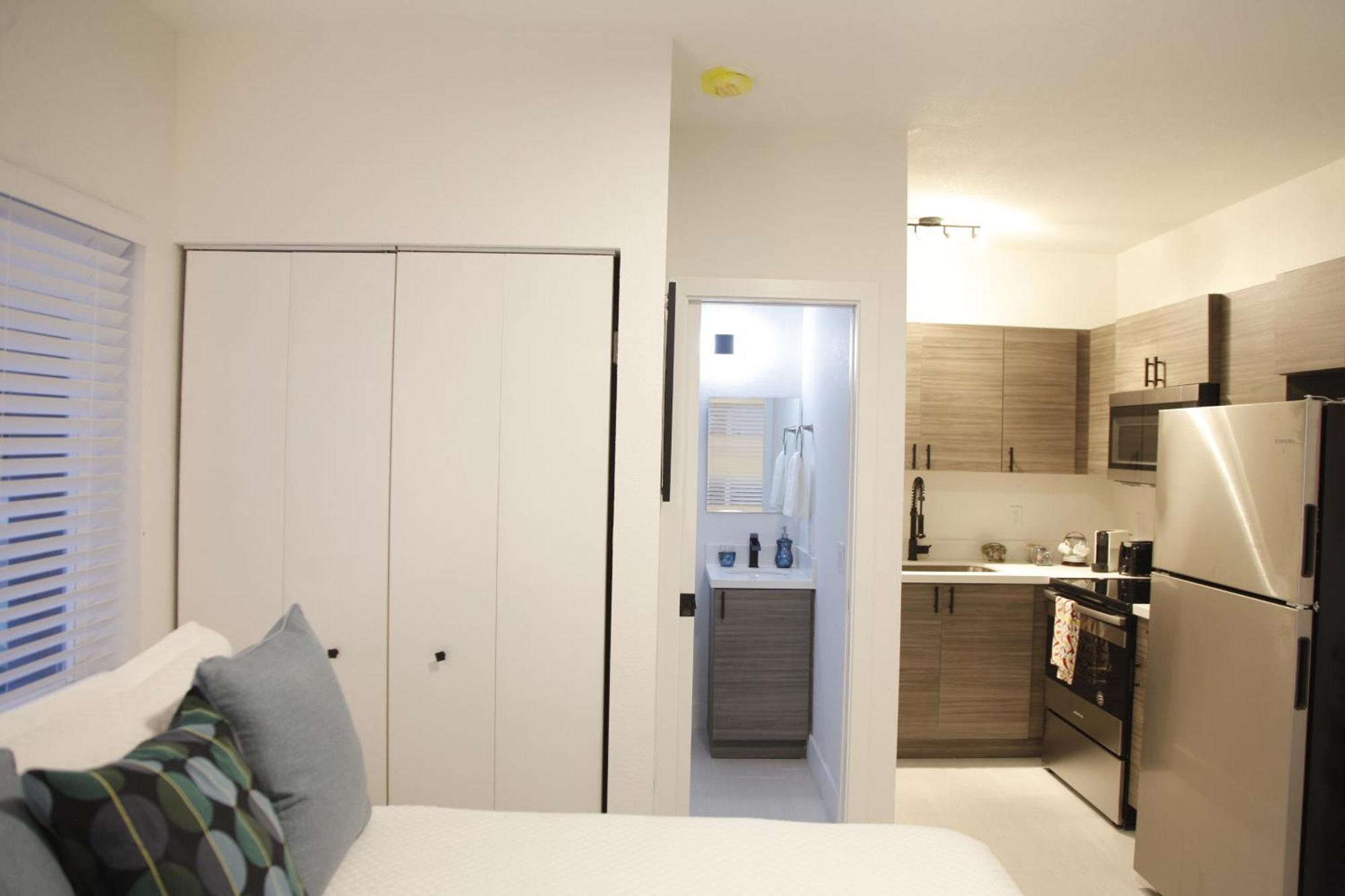Apt 1 Miami Designer Studio In The Upper East-Side Dış mekan fotoğraf
